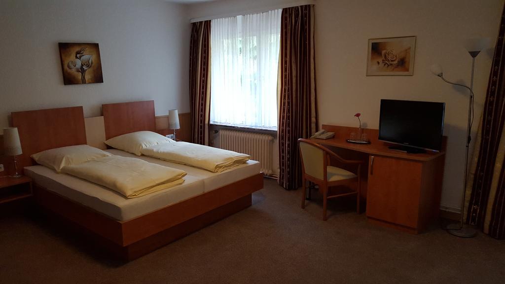 Waldhotel Zur Holzmuhle Eldagsen Bagian luar foto