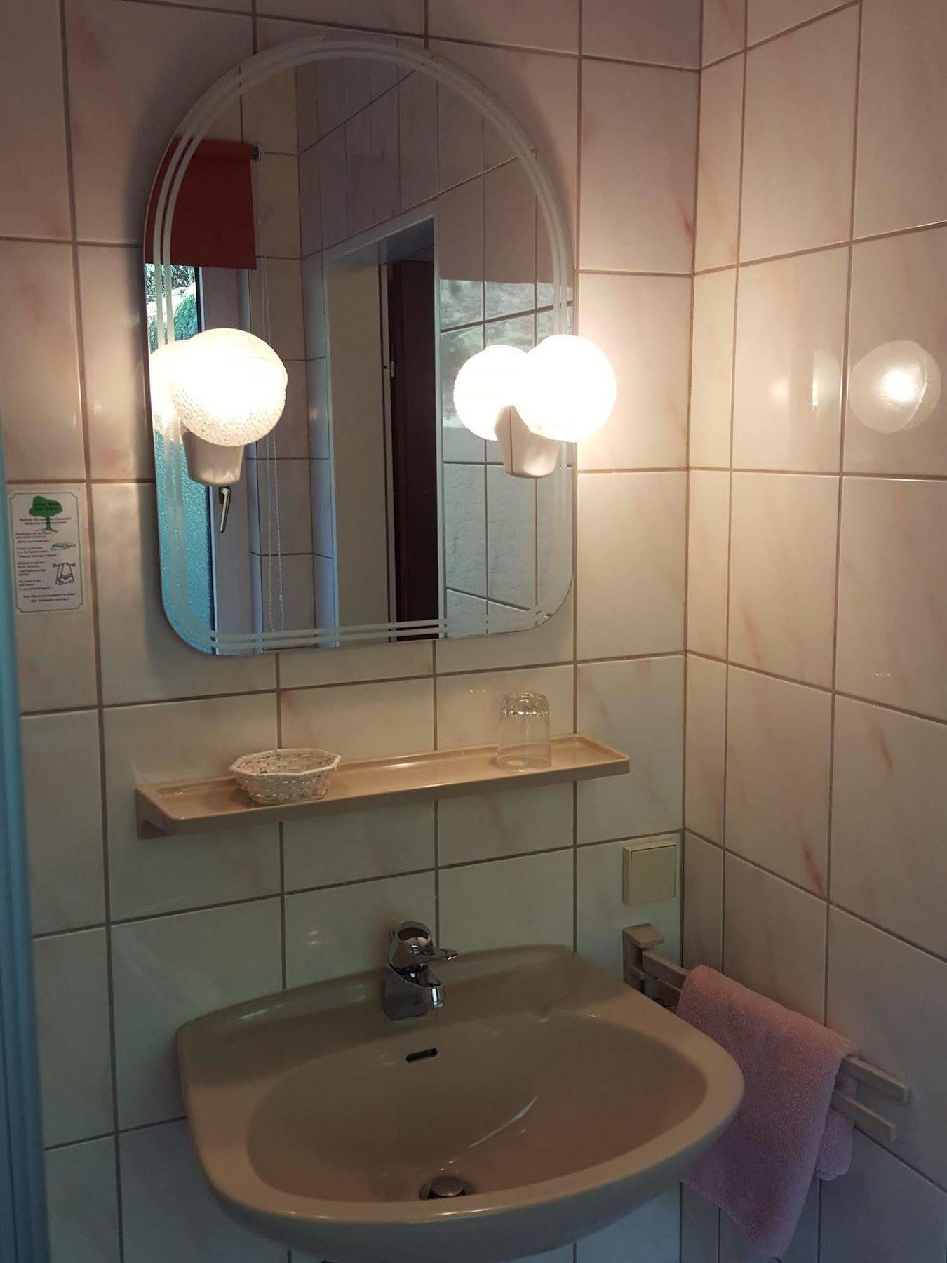 Waldhotel Zur Holzmuhle Eldagsen Bagian luar foto